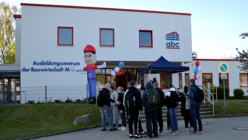 Bild 002 | GESELLE dich dazu! – Herzlich willkommen! abc Bau M-V GmbH GESELLE dich dazu! – Herzlich willkommen!